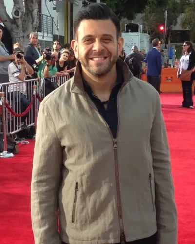 Portrait of Adam Richman