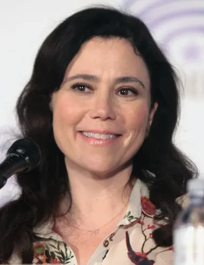 Portrait of Alex Borstein