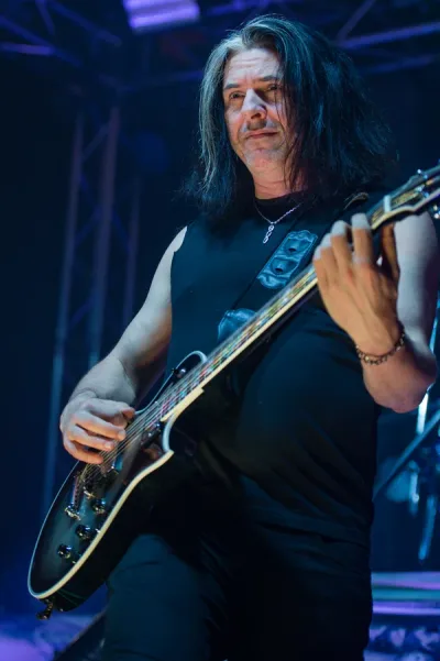 Portrait of Alex Skolnick