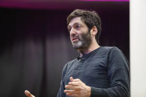 Portrait of Dan Ariely