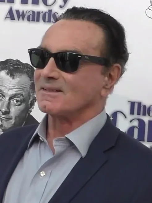 Portrait of Dan Hedaya