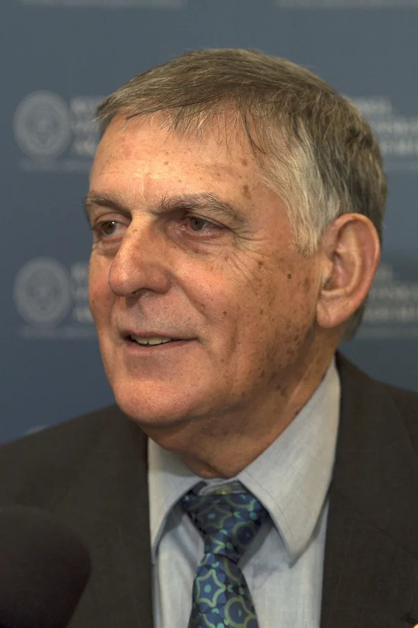 Portrait of Dan Shechtman