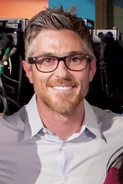 Portrait of Dave Annable