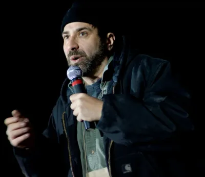Portrait of Dave Attell