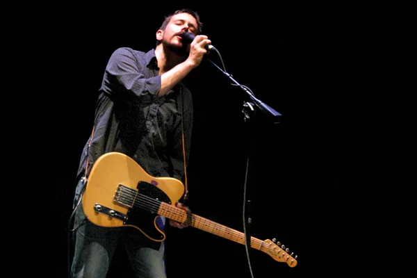 Portrait of Glen Phillips (singer)