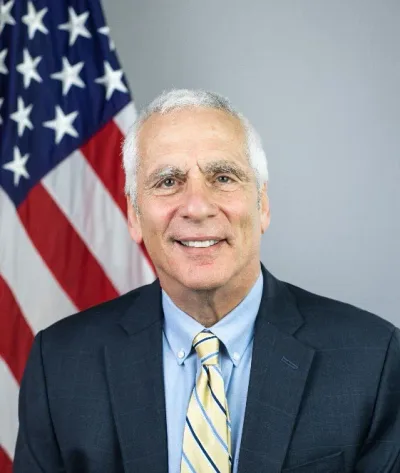 Portrait of Jared Bernstein