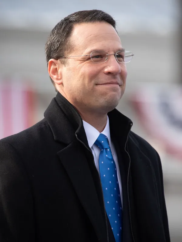 Portrait of Josh Shapiro