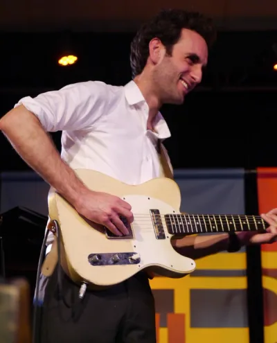 Portrait of Julian Lage