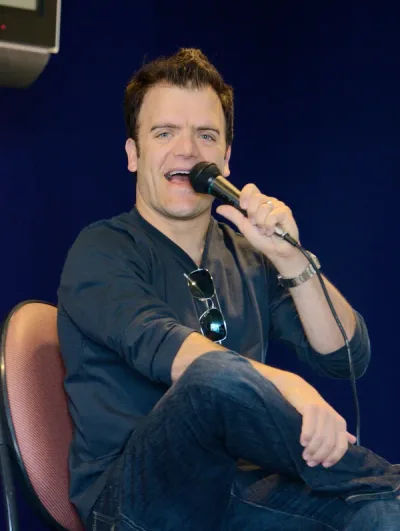 Portrait of Kevin Weisman