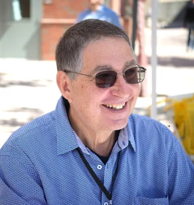 Portrait of Lee Goldberg