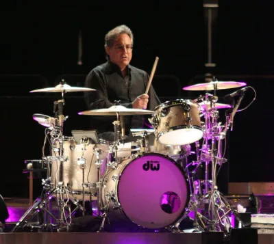 Portrait of Max Weinberg