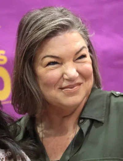 Portrait of Mindy Cohn