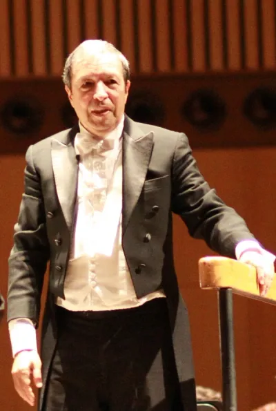 Portrait of Murray Perahia
