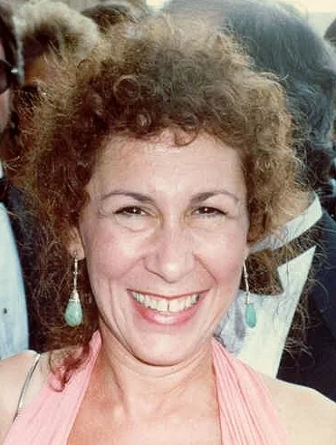 Portrait of Rhea Perlman