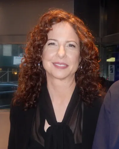 Portrait of Robin Weigert