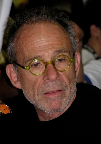 Portrait of Ron Rifkin