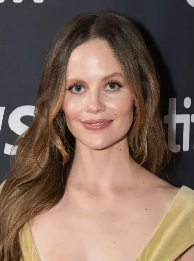 Portrait of Sarah Ramos