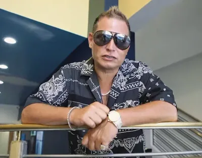 Portrait of Scott Storch