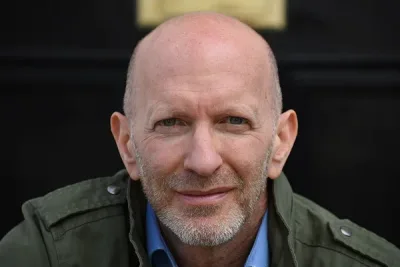 Portrait of Simon Sebag Montefiore
