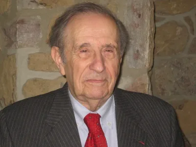 Portrait of Stanley Plotkin